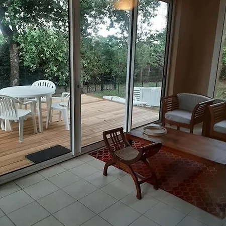 Apartment 2 Pieces Plus, Proche De La
